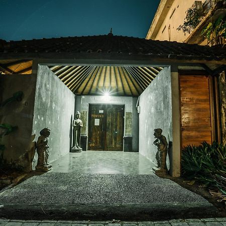 Sari Temuku Villa Seminyak Buitenkant foto